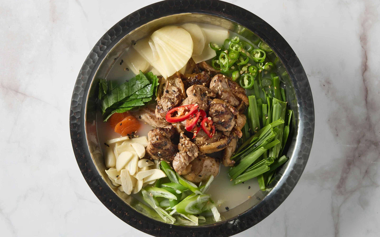 Tori nabe